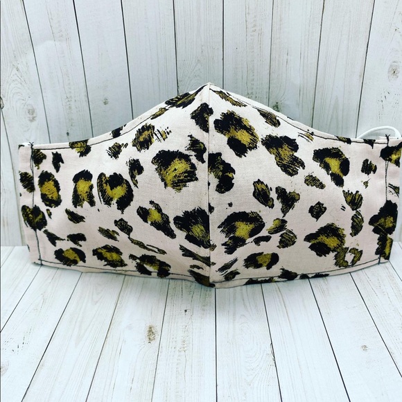 Mask - Picture 3 of 9